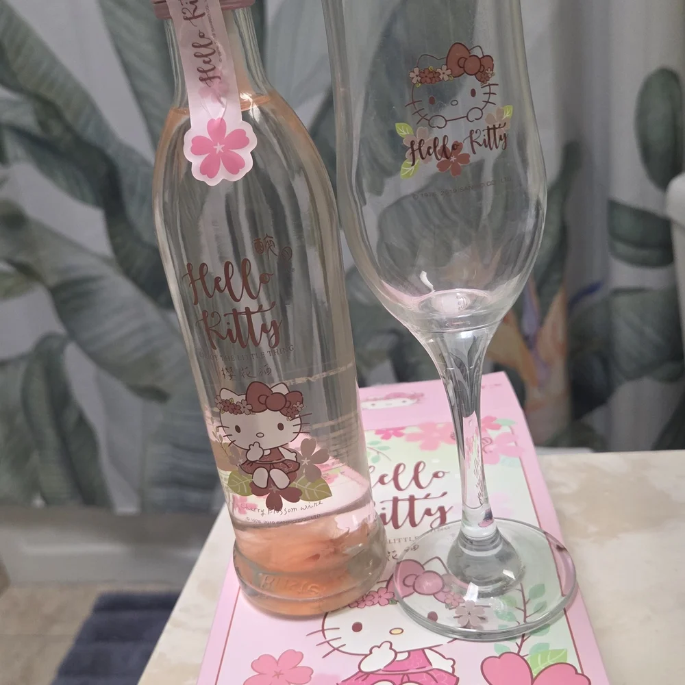 Hello Kitty Pink Party Set - Wine And Wine Glass Set 320ml; 7.5% Alcohol Content
